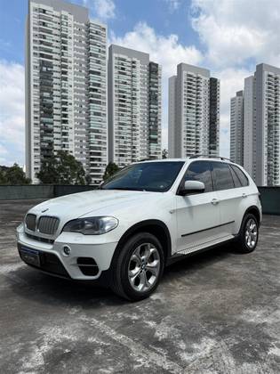 BMW X5 4.4 4X4 50I SPORT V8 32V GASOLINA 4P AUTOMÁTICO BMW X5 4.4 4X4 50I SPORT V8 32V GASOLINA 4P AUTOMÁTICO